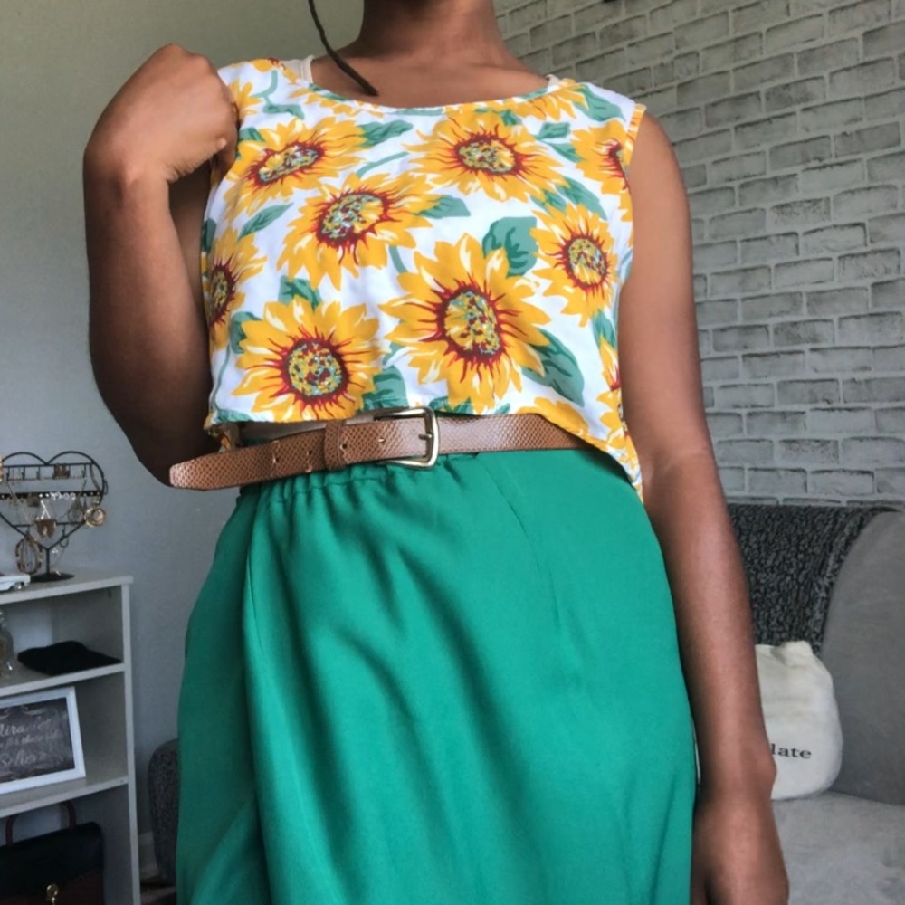 Bundle 3 tops $12